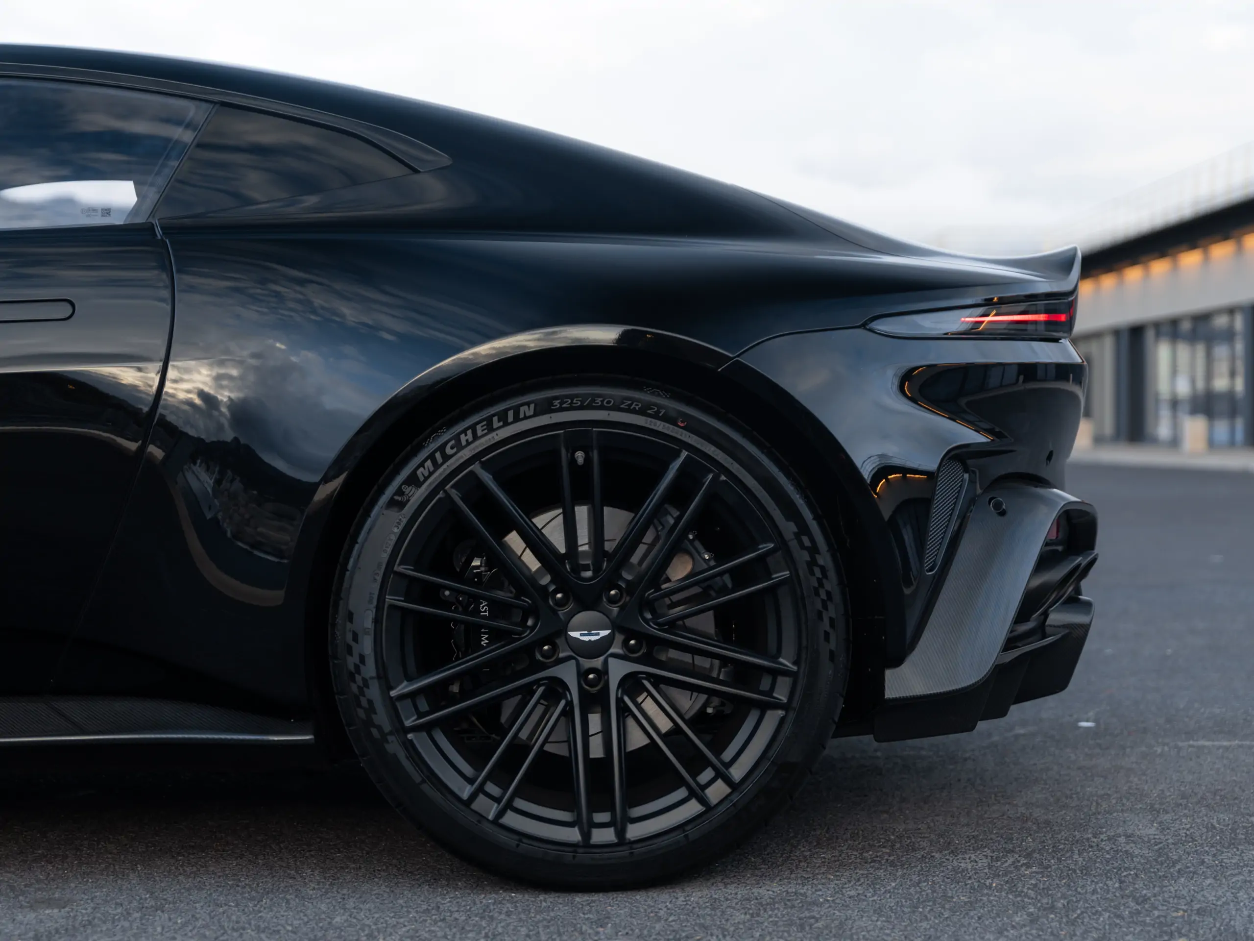 Image ASTON MARTIN V8 Vantage  V8 4.0 665ch BVA