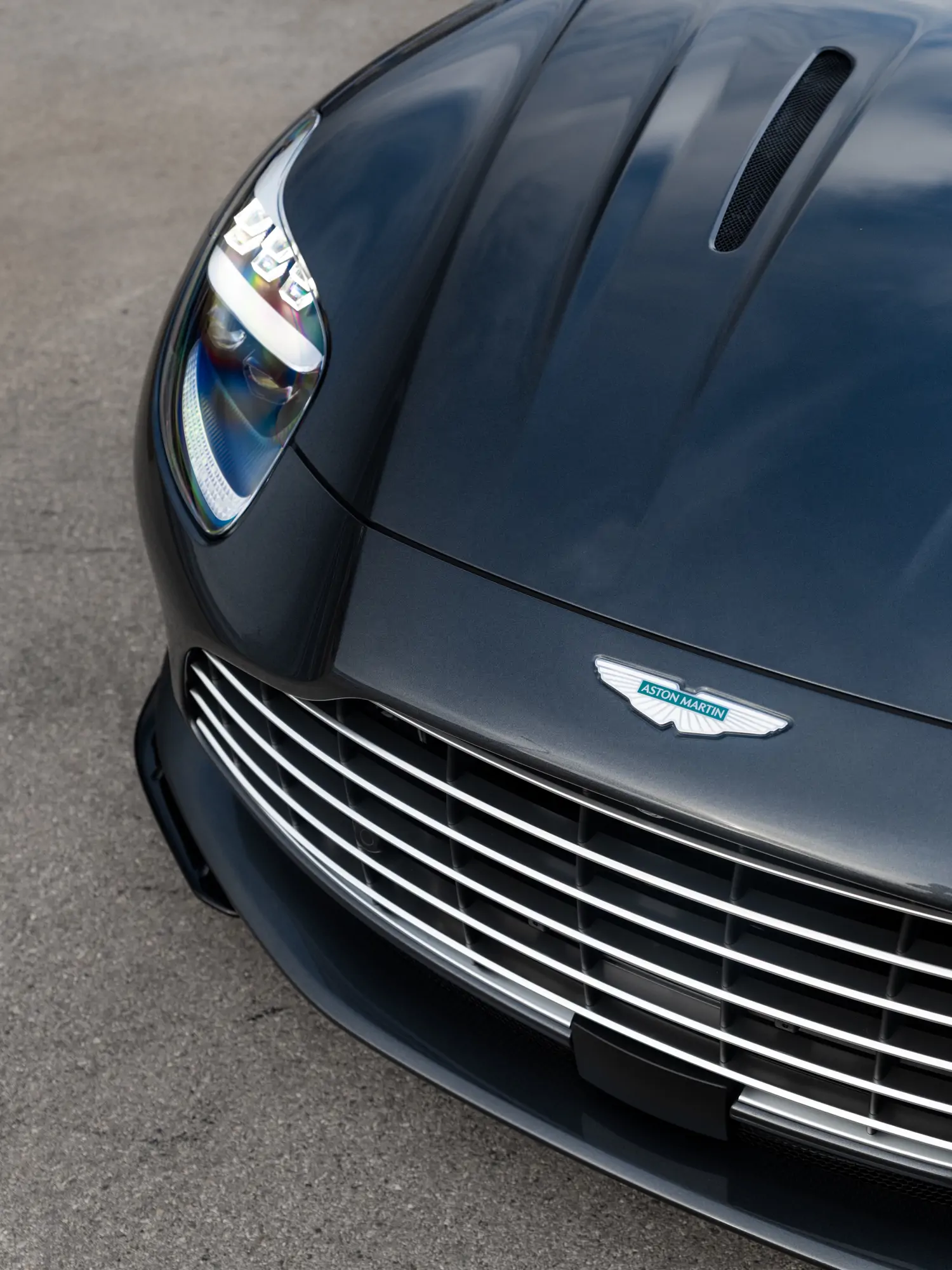 Image ASTON MARTIN DB12 V8 4.0 680ch BVA8