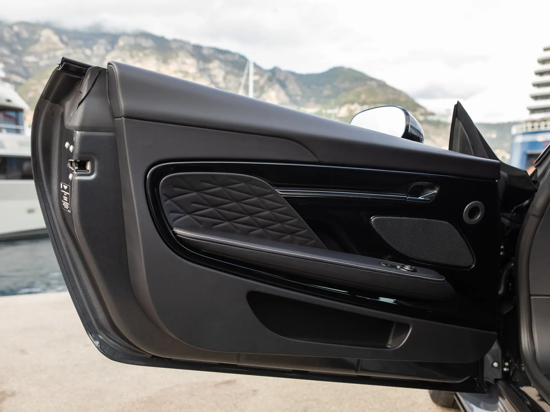Image ASTON MARTIN DB12 V8 4.0 680ch BVA8