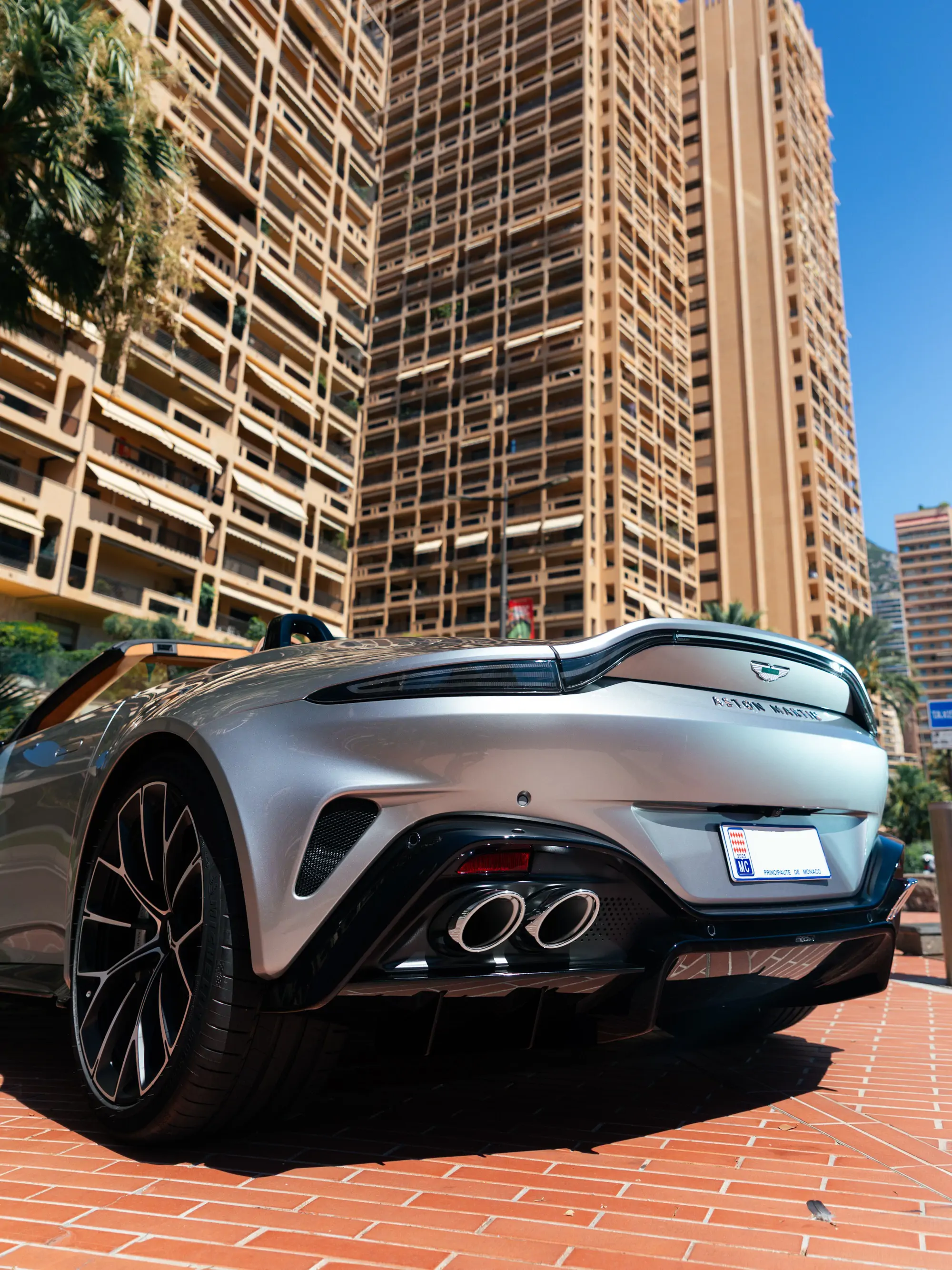 Image ASTON MARTIN Vantage Roadster V8 4.0 680ch BVA