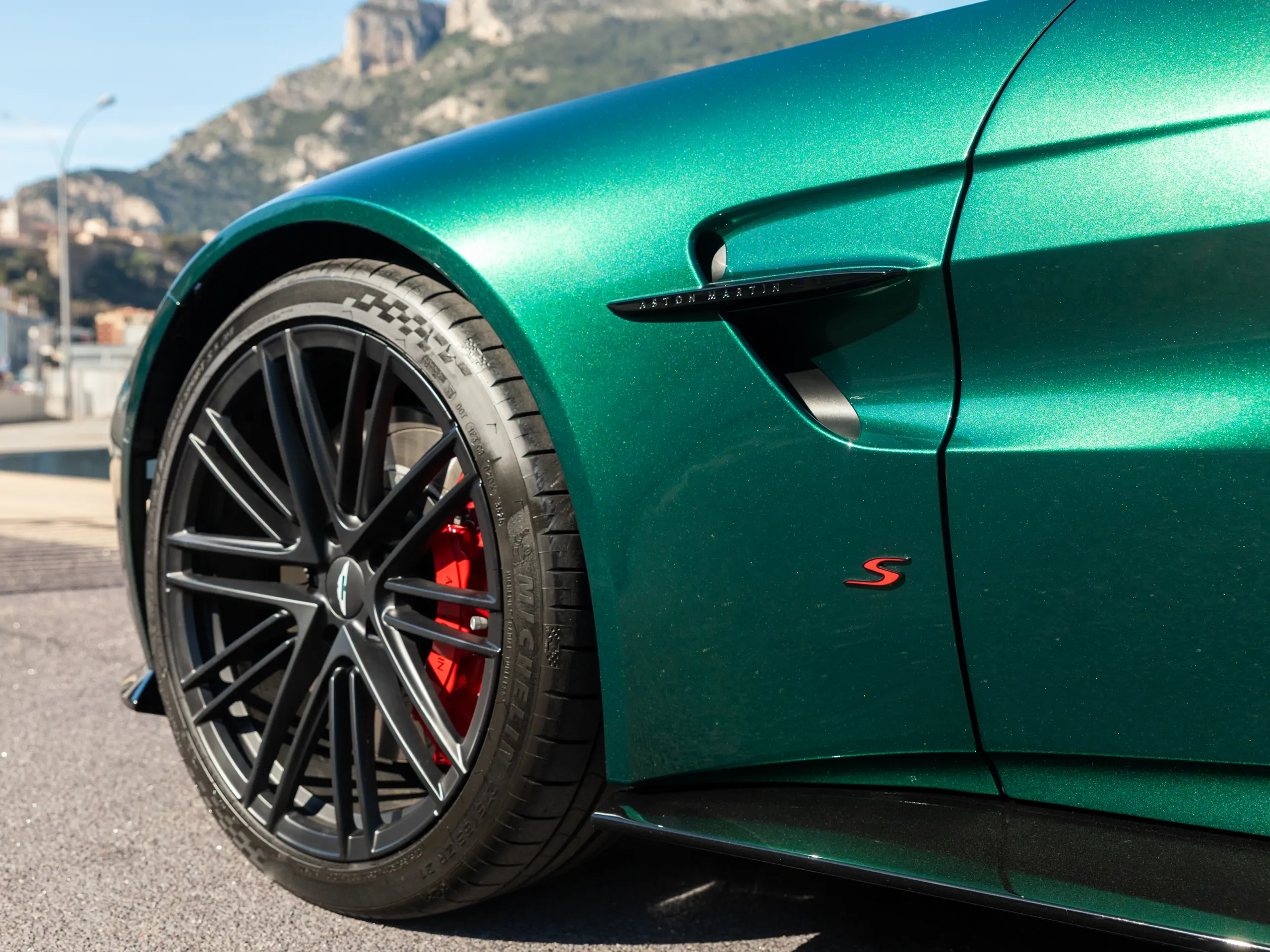 Image ASTON MARTIN Vantage S Roadster V8 4.0 680ch BVA